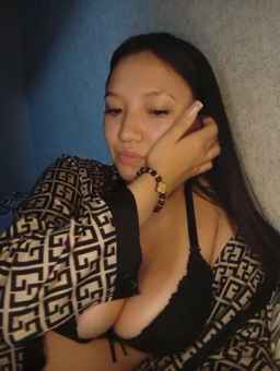 Goldlove10 Show – Download or Stream Webcam Videos